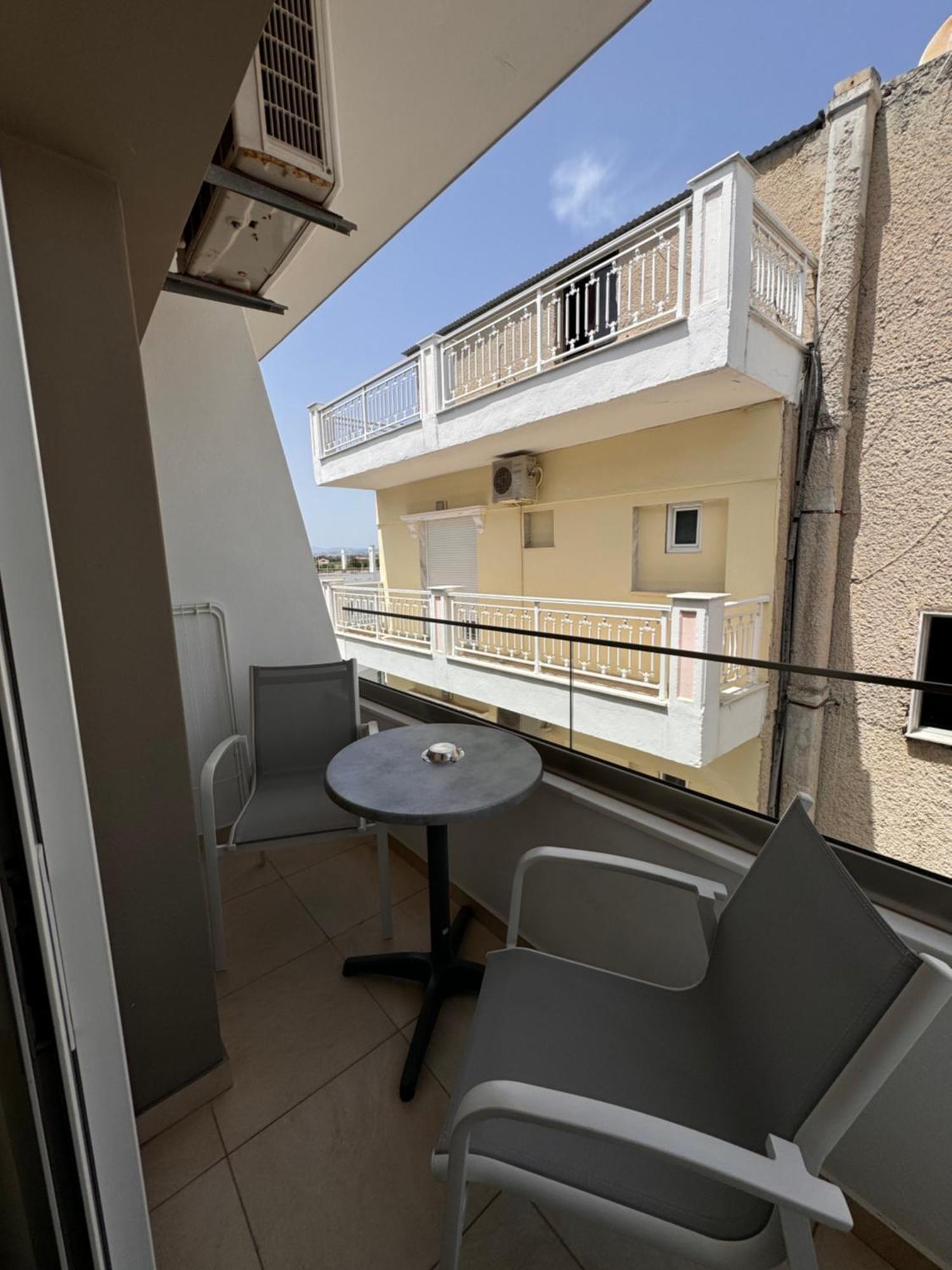 Villa Hara Suites Paralía Exteriör bild