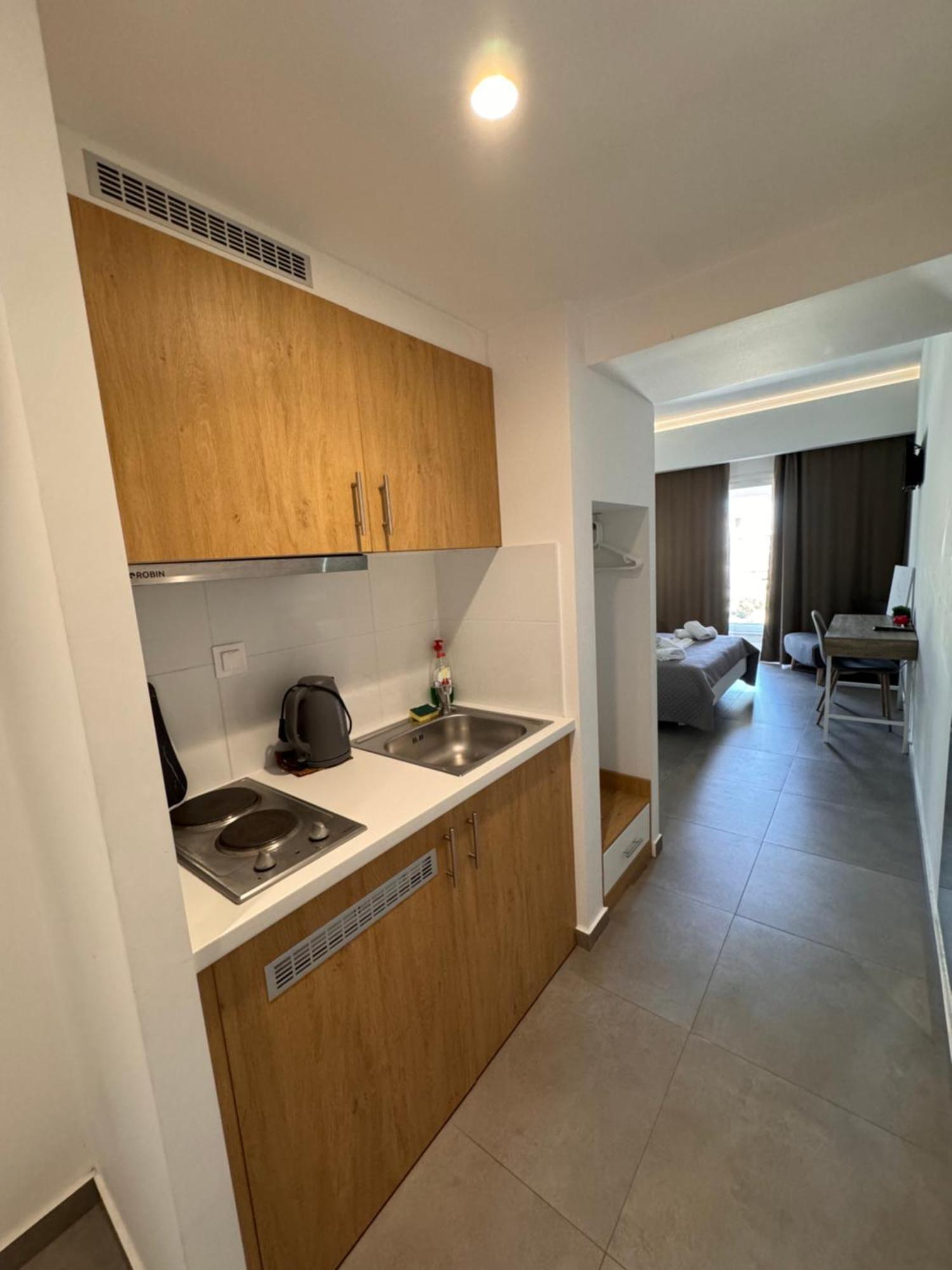 Villa Hara Suites Paralía Exteriör bild
