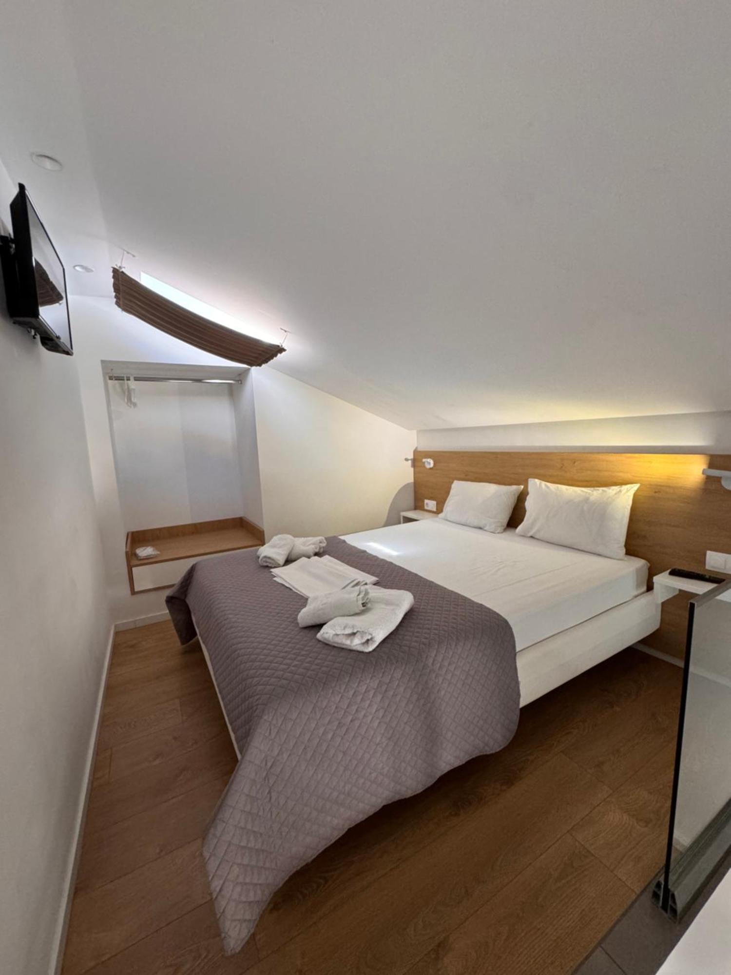 Villa Hara Suites Paralía Exteriör bild
