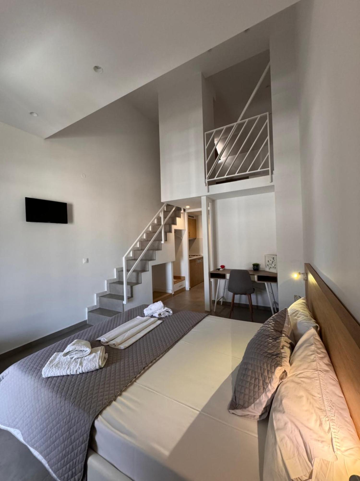 Villa Hara Suites Paralía Exteriör bild