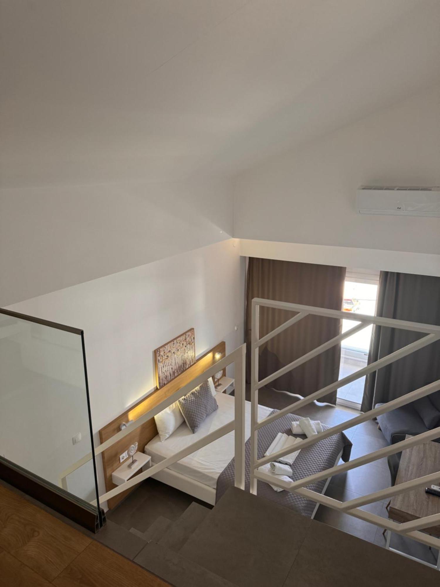 Villa Hara Suites Paralía Exteriör bild