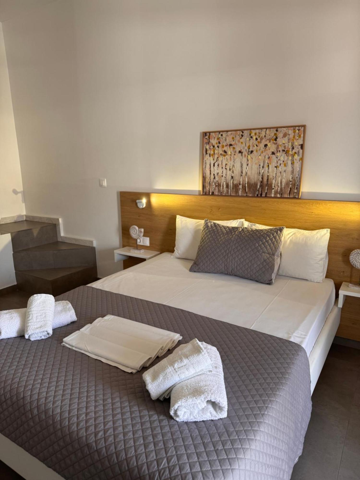 Villa Hara Suites Paralía Exteriör bild